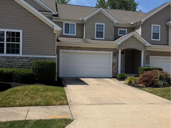 29361 Hummingbird Cir, Westlake, OH 44145
