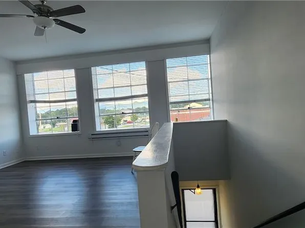 16 S East St, Jasper, GA 30143