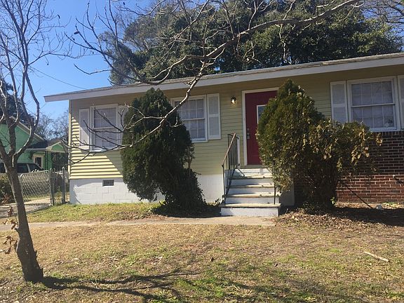 2nd image of 2638 Orchid Ave