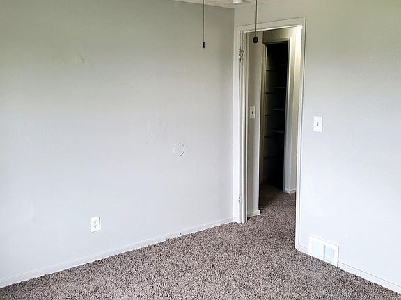4th image of 2812 Cromwell Dr