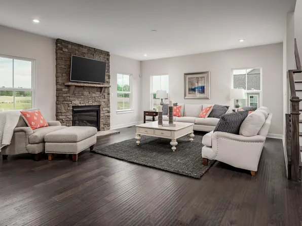 7163 Fairway Ridge Cir, Salem, VA 24153