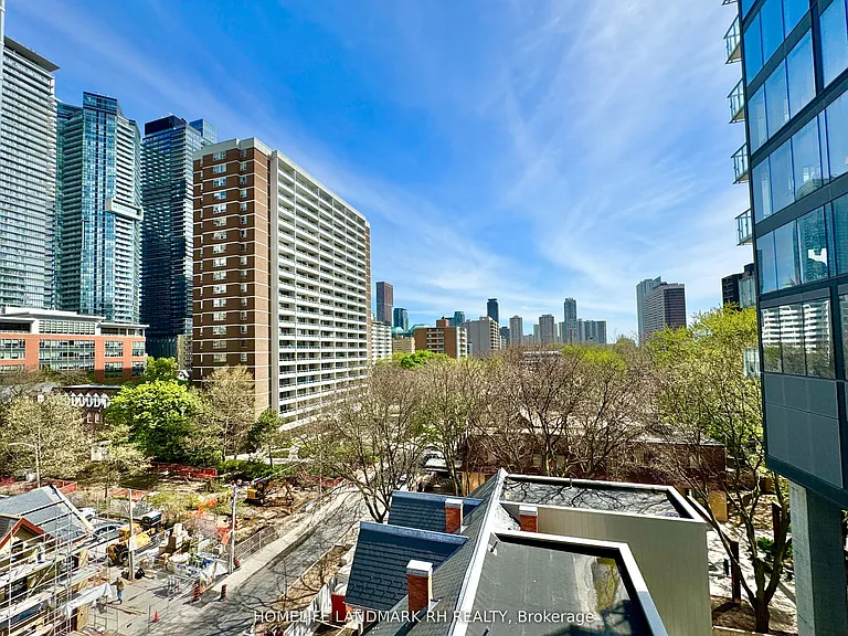 3 Gloucester St #610 — Photo 15