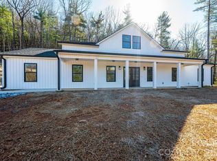 1721 Songbird Ct SE, Lenoir, NC 28645
