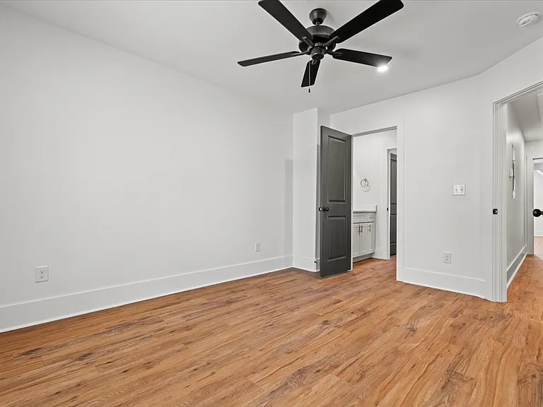 1308 Twelve Oaks Ln #1 — Photo 19
