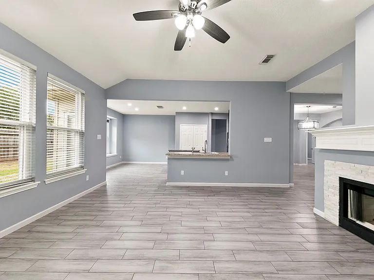 5707 Overton Park Dr — Photo 7