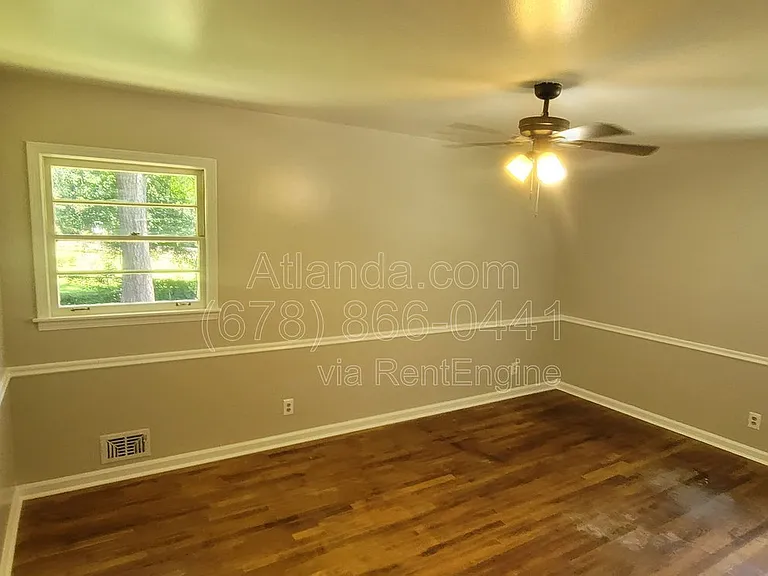 4216 Smithsonia Ct — Photo 11