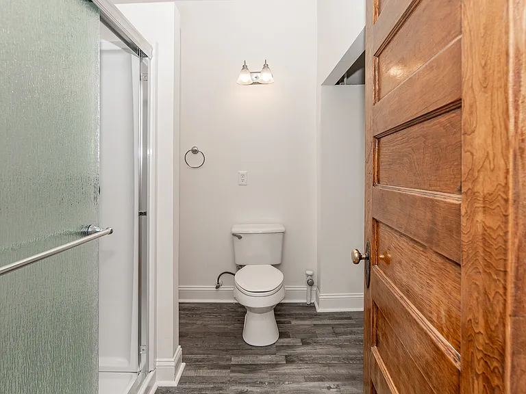 819 Colonial Ave — Photo 37