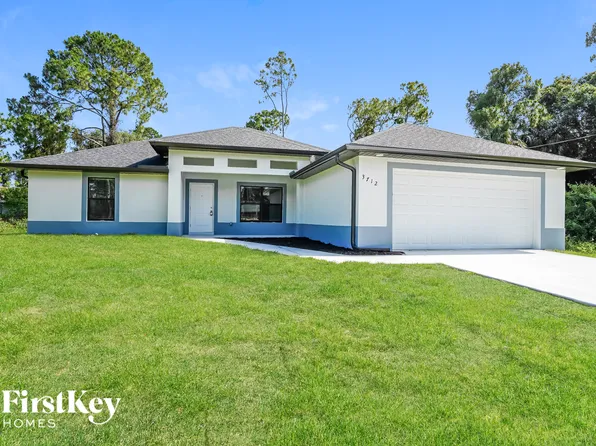 3712 Kittyhawk Dr, Fort Myers, FL 33905