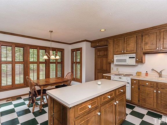 5th image of 1538 Bentwood Dr