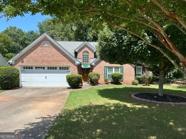 6078 Portsmouth Dr, Flowery Branch, GA 30542