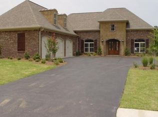 102 Bella Vista Dr, Brandon, MS 39042