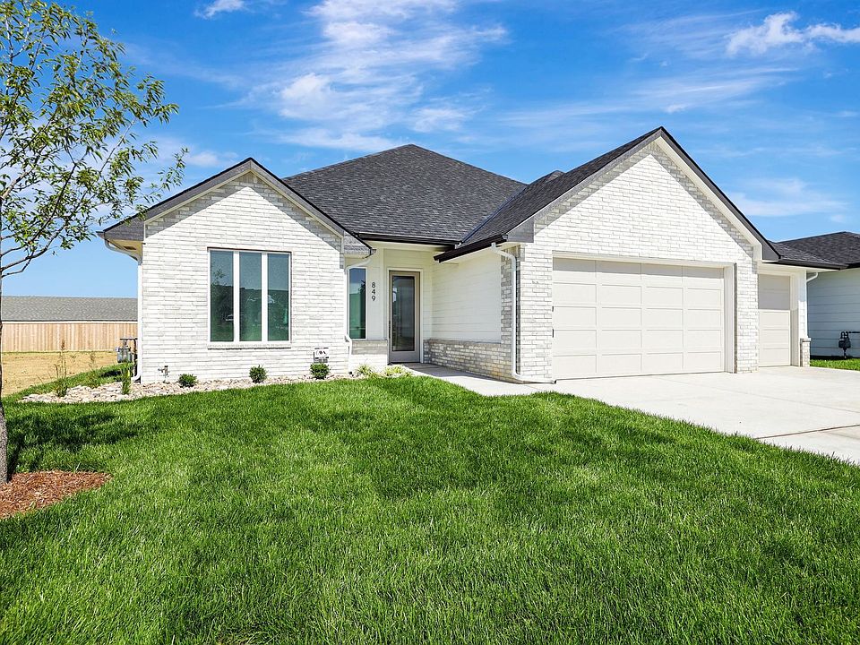 1st image of 849 N Speyside Cir