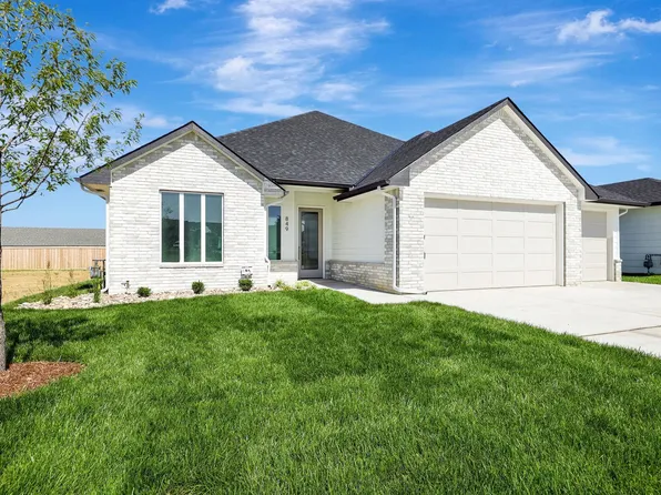 849 N Speyside Cir, Andover, KS 67002