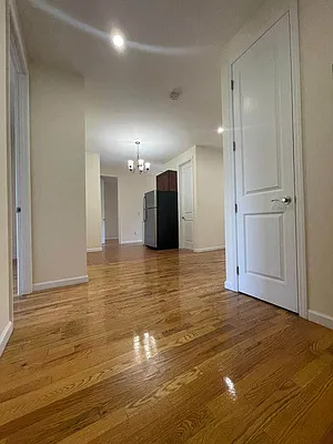 Rented by EXR | media 6