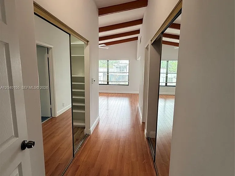 9717 N New River Canal Road 406 #406 — Photo 23