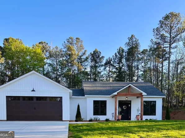 1217 Eagles Nest Cir, Carrollton, GA 30116