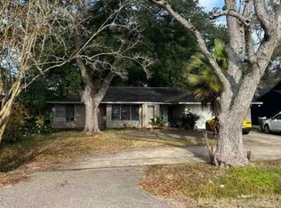 4135 Griffing Dr, Port Arthur, TX 77642