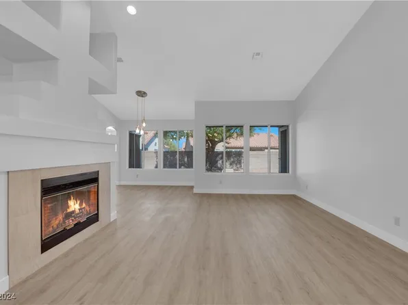 4816 Foxwarren Ct, Las Vegas, NV 89130