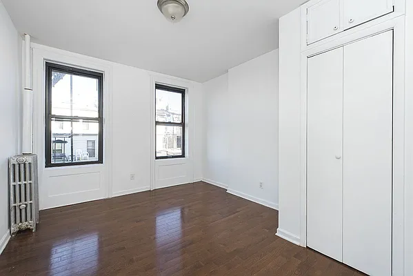 Rented by Bold New York | media 38