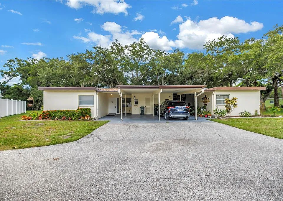 6232 Green View Cir #66