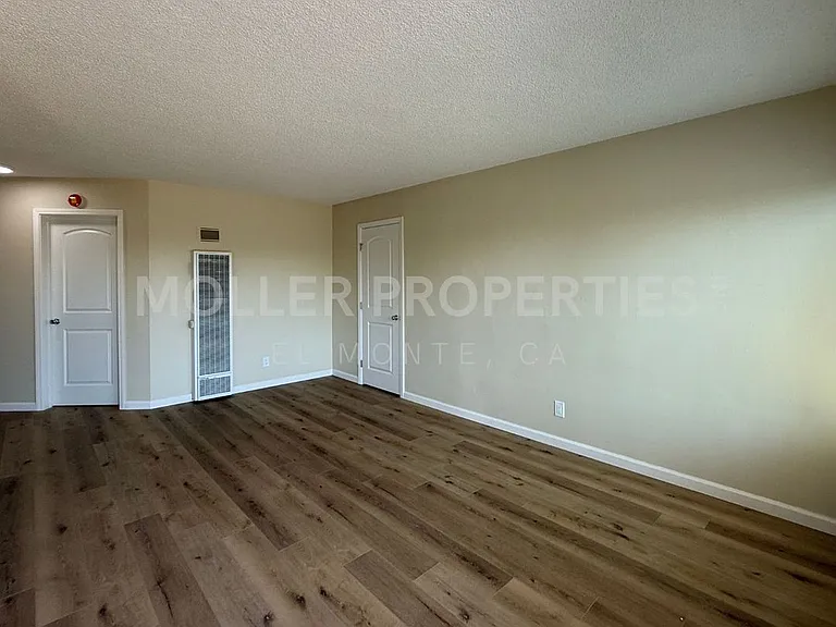 San Gabriel 803 — Photo 2