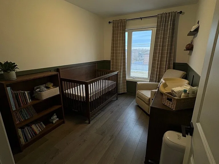 89 Fairlane Ave — Photo 34