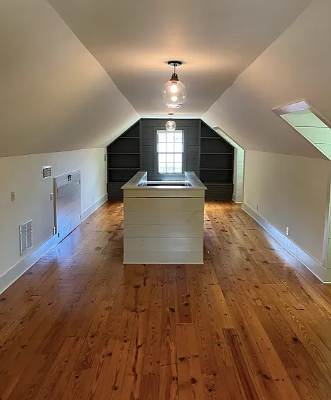 1708 Brewer Blvd SW — Photo 5