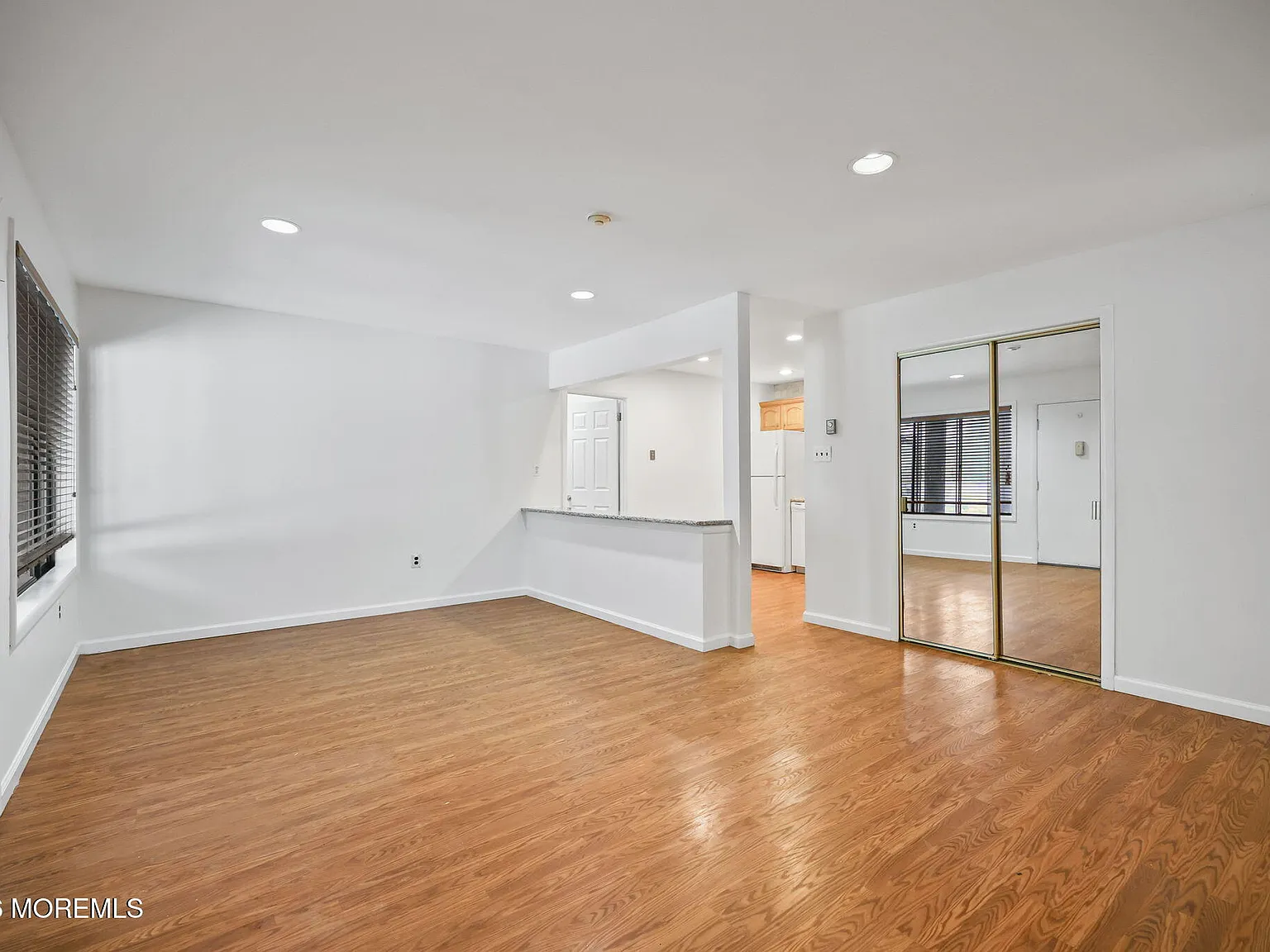 2 bed, 1014 sqft, $2,250 — Photo 3