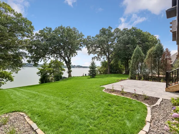 348 W Lake St, Orono, MN 55356