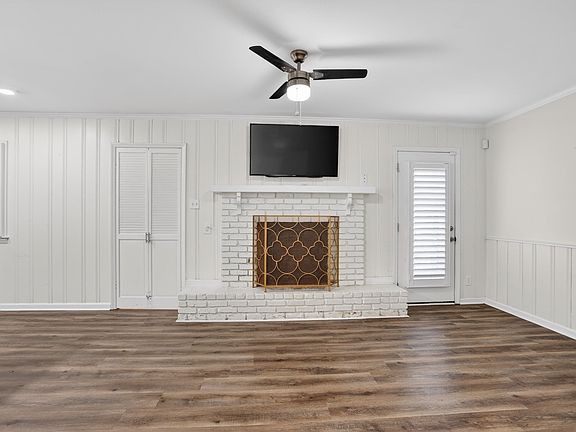 4th image of 5374 Timmons Ave