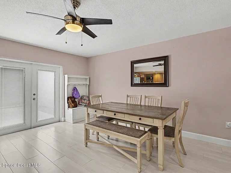 40 Adams Ct — Photo 9