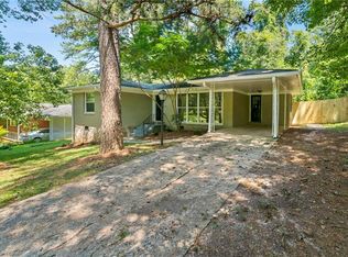 1368 Margarette Dr, Decatur, GA 30035