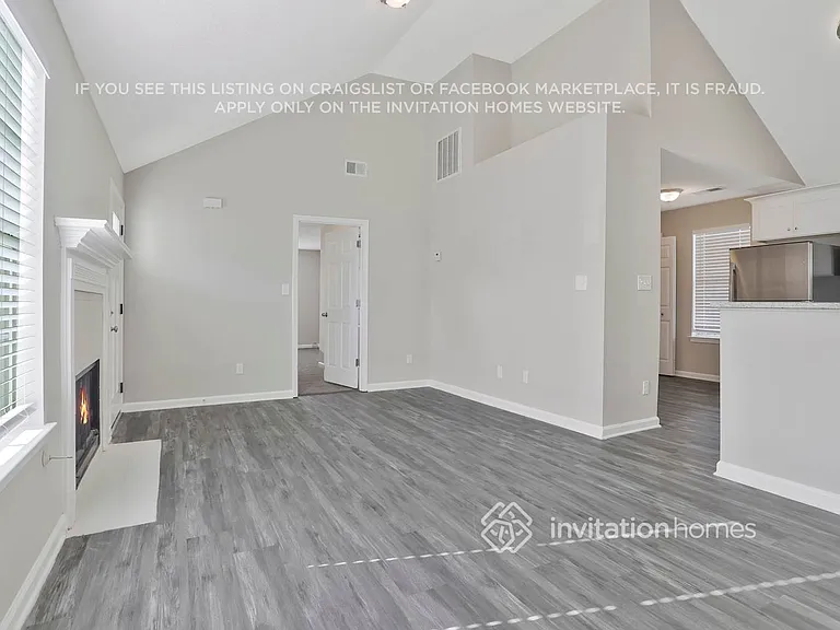 1156 Ruxbury Ct — Photo 6
