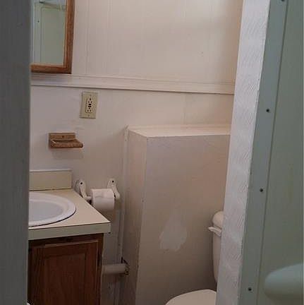 3rd image of 1444 W 41st St APT 1B