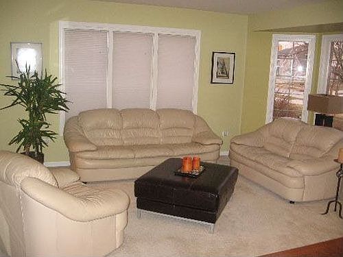 2nd image of 1328 Tower Hill Dr