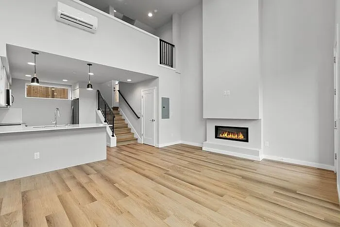 5118 9th Ave NW — Photo 3