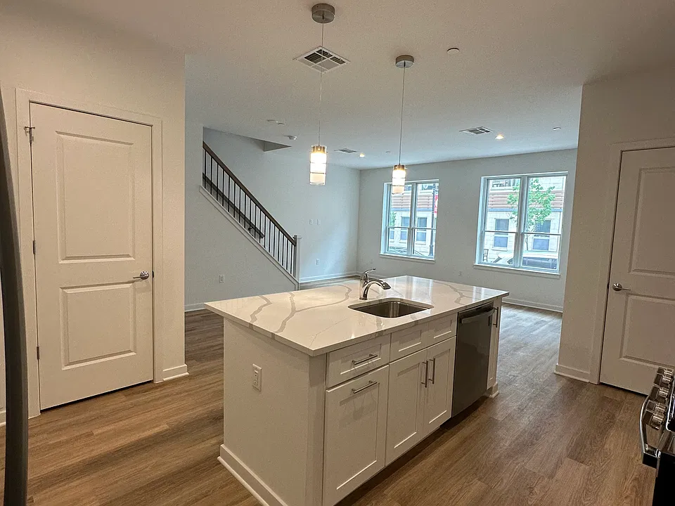 Kitchen / Living
