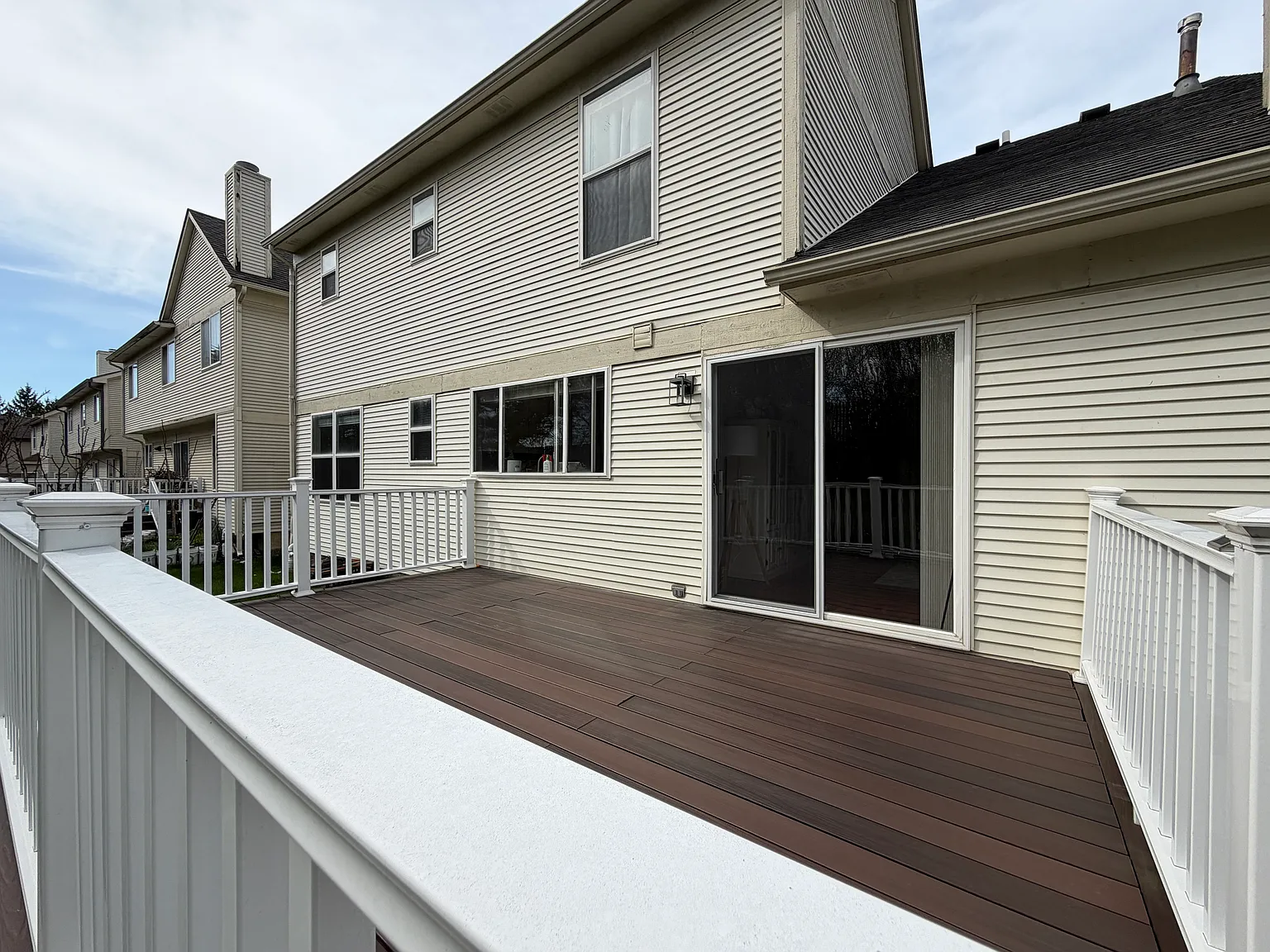 3 bed, 2.5 bath, 1710 sqft, $2,250 — Photo 3