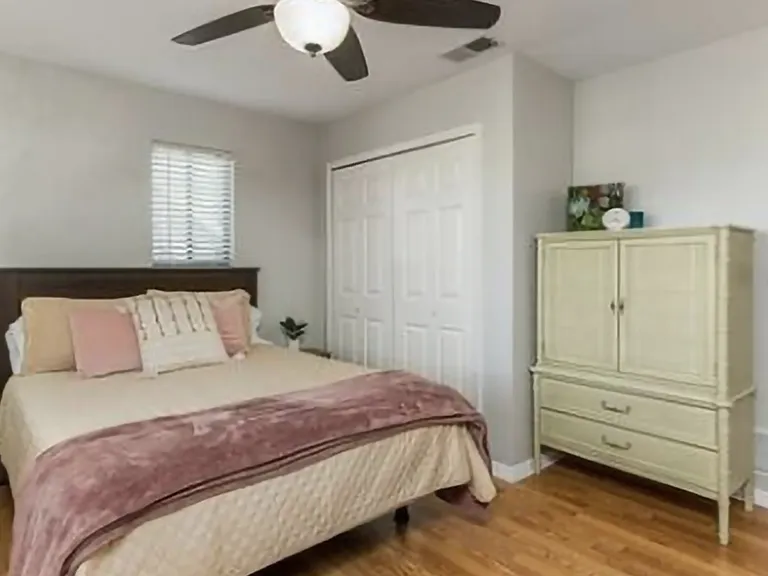 932 Pelican Bay Dr — Photo 36