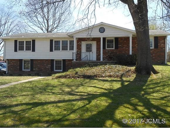 1st image of 1801 Crozier Ave