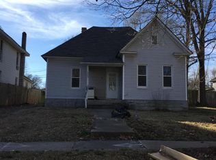 2127 N Robberson Ave, Springfield, MO 65803