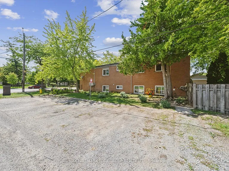 948 Lake Dr E #101 — Photo 24