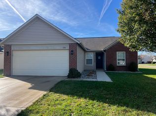 1195 Count Turf Ct, New Whiteland, IN 46184