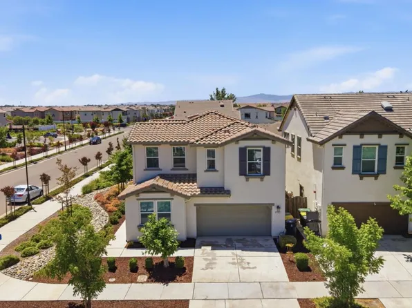 1702 Plumas Dr, Lathrop, CA 95330