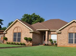 1542 Wranglers Retreat, Wichita Falls, TX 76310