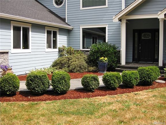 3rd image of 2708 156th St E