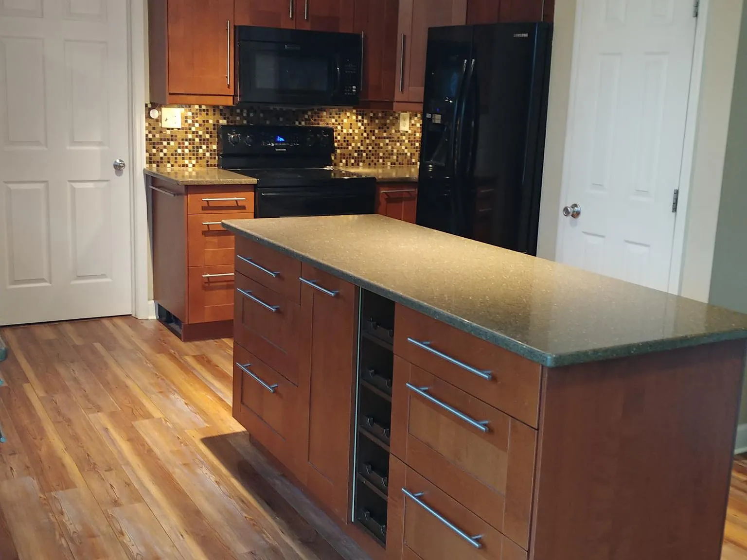 4 bed, 2220 sqft, $2,850 — Photo 3