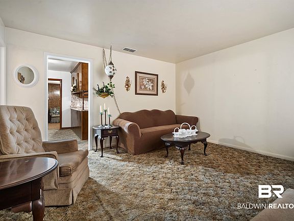 4th image of 2618 Serigny Dr