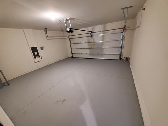 5th image of 929 Summer Glen Dr