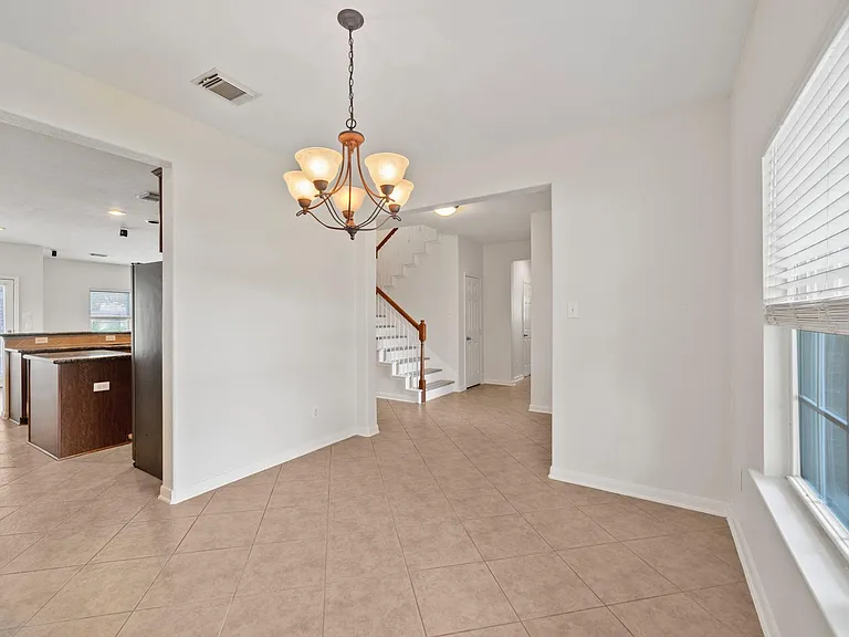 25210 Doves Gate Ct — Photo 15